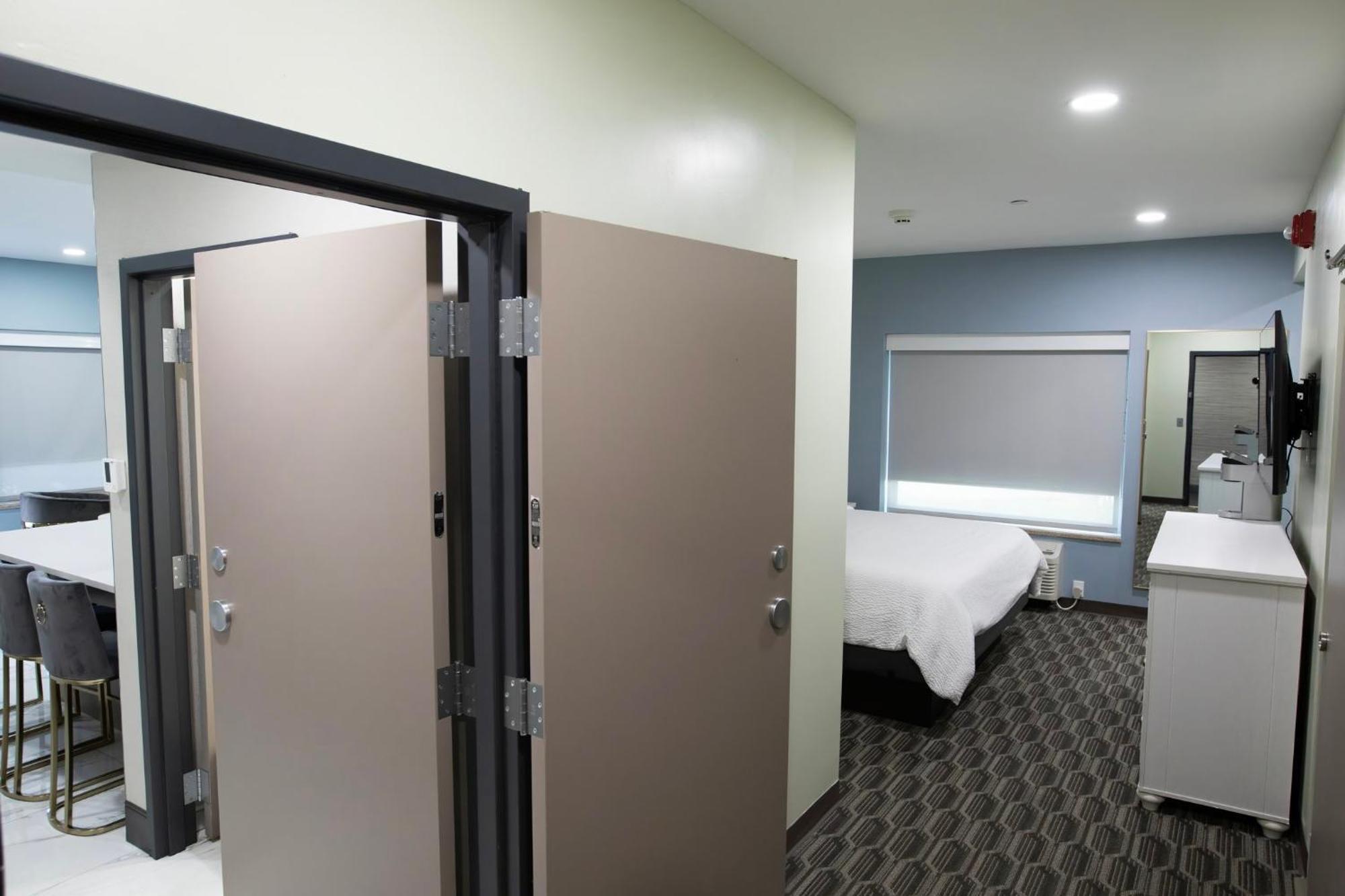 Kansas - Downtown By Ihg Hotel